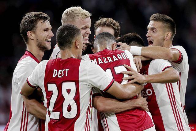 唐斯爆砍44分尼克斯力克热火 黄蜂险胜猛龙